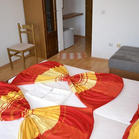 Guest House Morski Val Бар Экстерьер фото